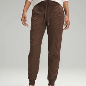 NWT Lululemon Dance Studio Mid rise Java Joggers Size 8